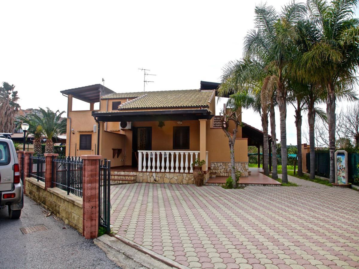 Villa Torre Roccella Campofelice Di Roccella Exterior photo